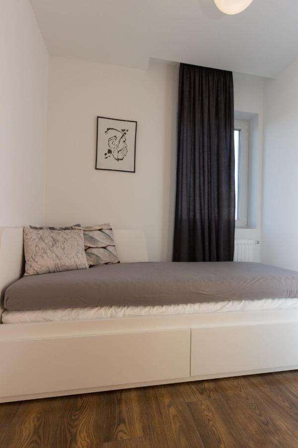 Lenzo Apartments Величка Экстерьер фото
